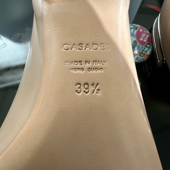 Casadei Women's Tan Chain-Trimmed  Flats - 39.5 Italy - Picture 6 of 8